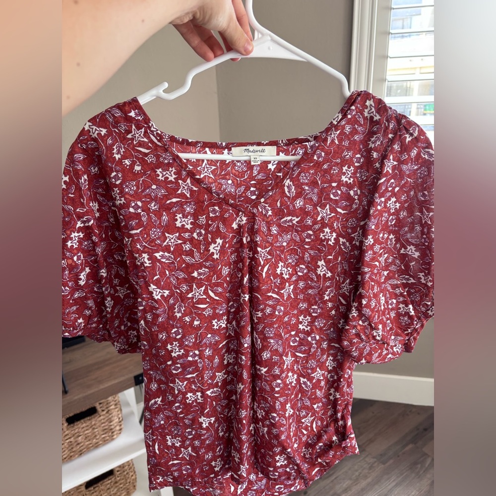 Madewell Floral V-Neck Short Sleeve Blouse